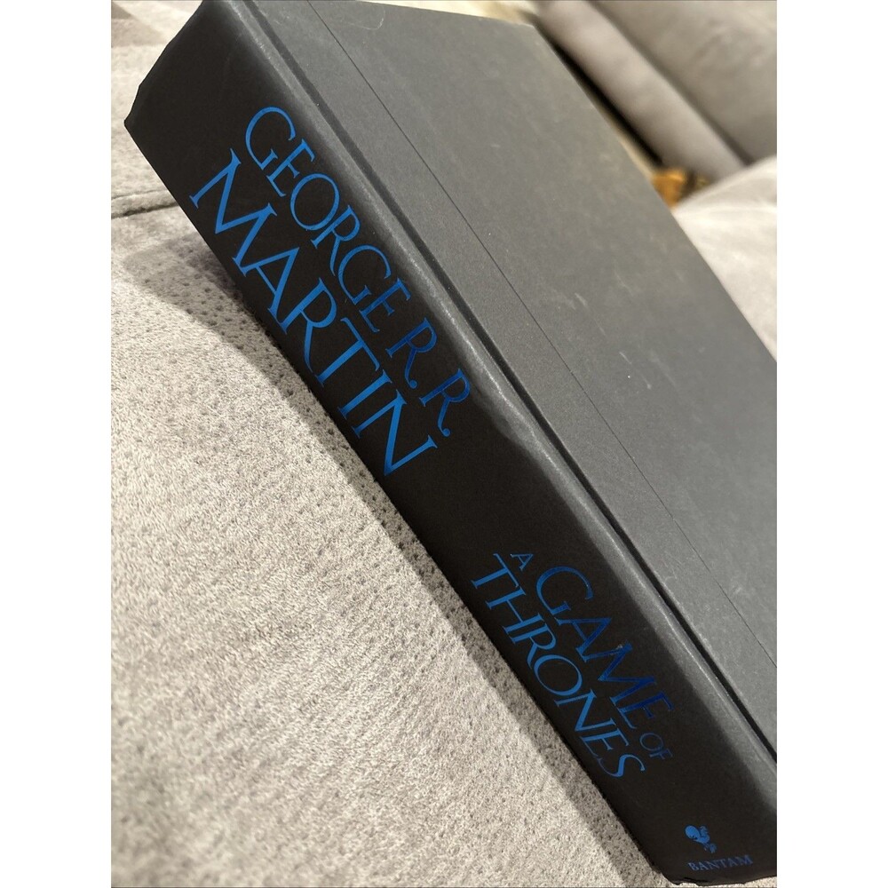 A Game of Thrones - George R.R. Martin Hardcover (English) Book Bantam